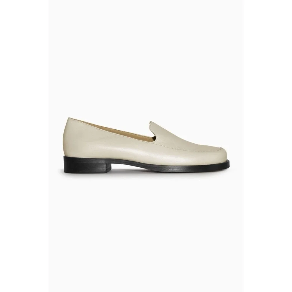 COS Women's Leather Moccasin‎ Loafers Minimalist Chic Preppy Quiet Luxury Sz 8
